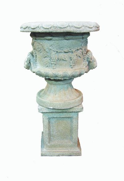 RAM URN WITH PLINTH