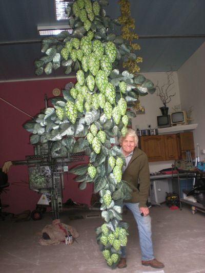 Hops Wall Mural